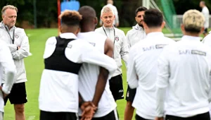 Beşiktaş'ın Avrupa kadrosu belli oldu: 4 futbolcu yer almadı Beşiktaş'ın Avrupa kadrosu belli oldu: 4 futbolcu yer almadı