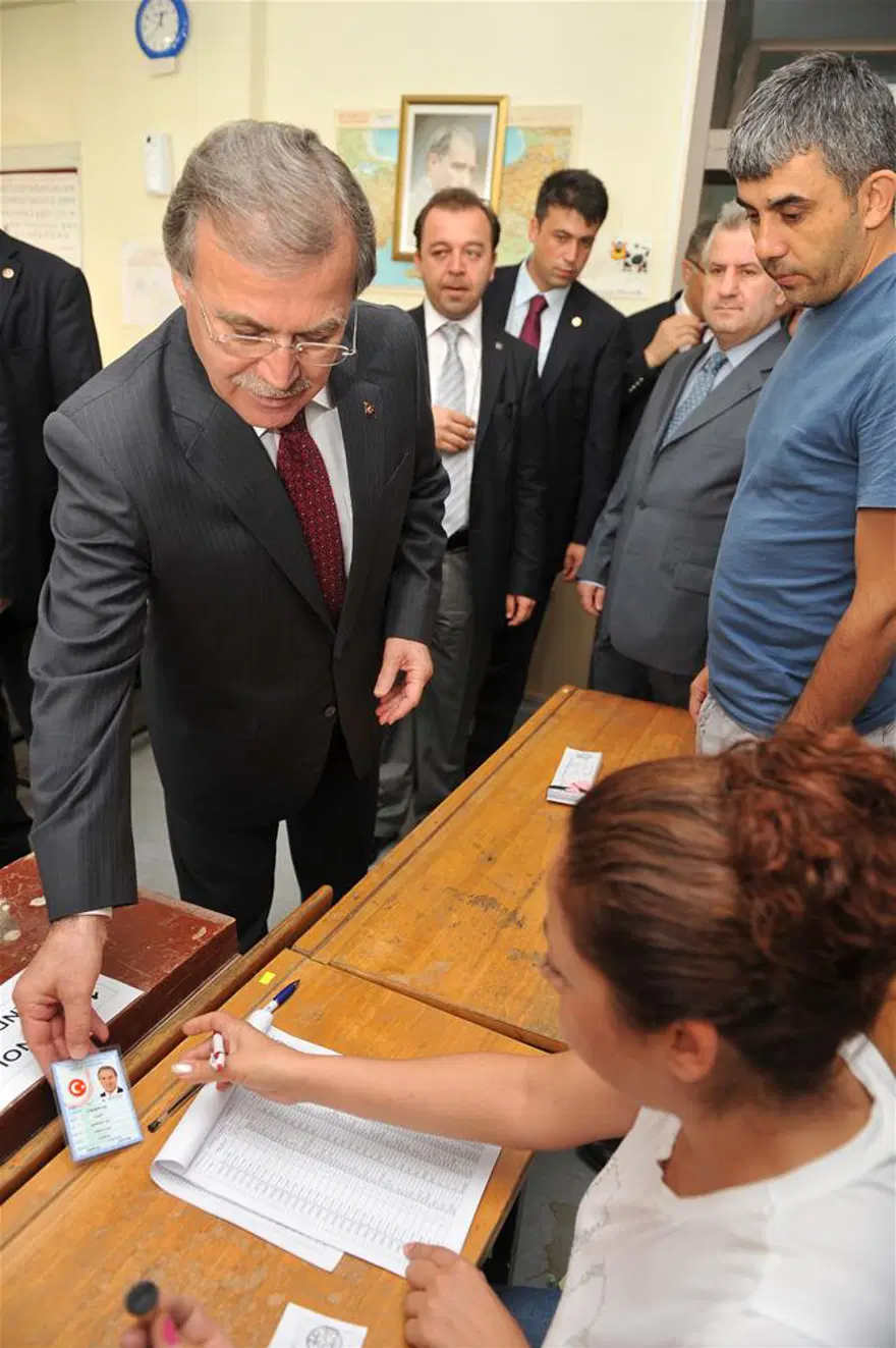 Türkiye sandık başındaydı 26