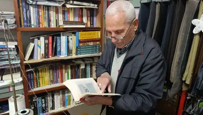 Terzihaneden kütüphaneye uzanan 69 yıllık ustalık: Yaşamak, yaşlanmak değildir