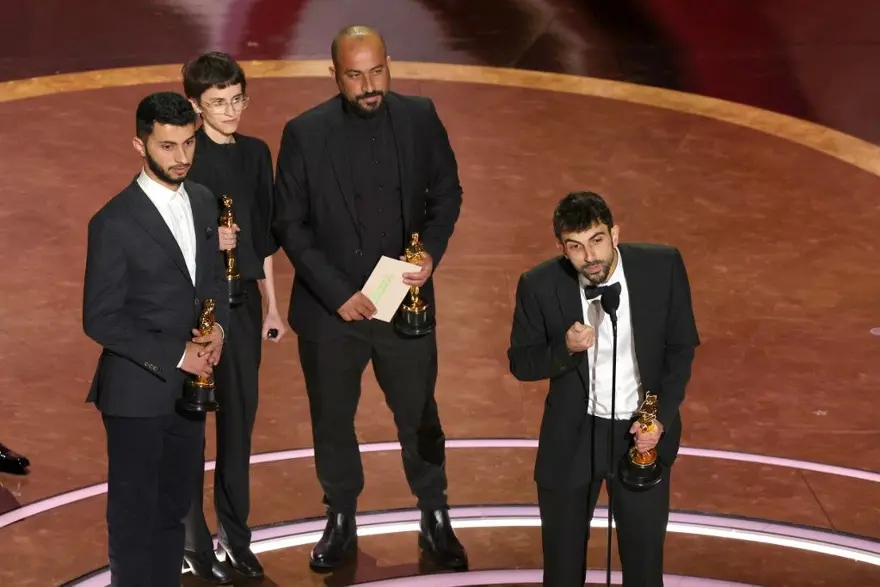Filistinli ve İsrailli yönetmenin sözleri Oscar gecesine damga vurdu: Ona bakınca kardeşimi görüyorum, ama eşit değiliz 