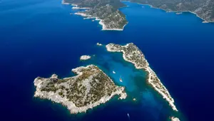 Tarih, deniz ve doğa iç içe: Kekova Tarih, deniz ve doğa iç içe: Kekova