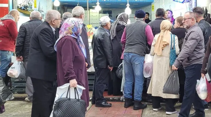 Tezgaha akın ettiler, yoğun talep var: Fiyatları düştü 