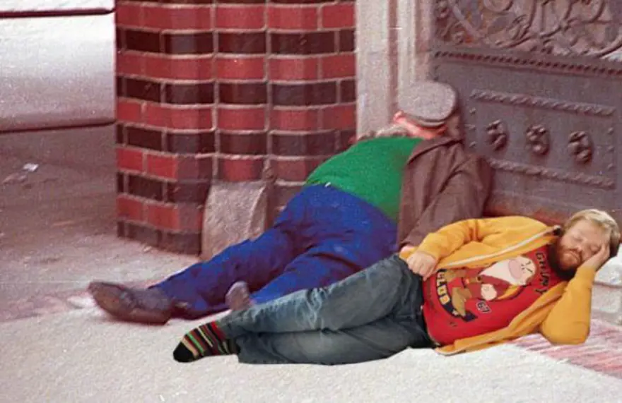 İşyerinde uyuduğuna pişman ettiler 8