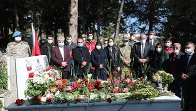 İdlib'de geçen yıl şehit olan askerler Hatay'da anıldı