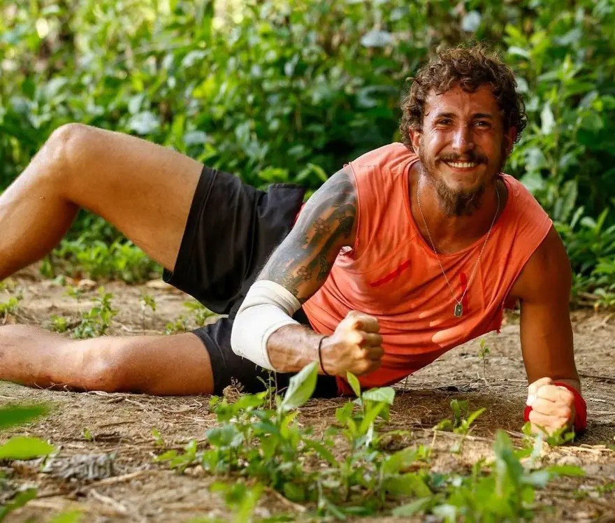Survivor 2022 Berkan Karabulut kimdir? 3 Survivor 2022 Berkan Karabulut kimdir? 3