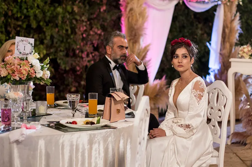 Sevgili Geçmiş'in ilk bölümüne Yurdaer Okur (Tekin Malik) damga vuracak 2