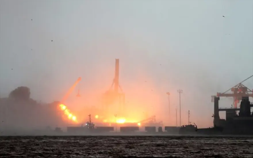 HAYDARPAŞA LİMANI'NDA YANGIN 6