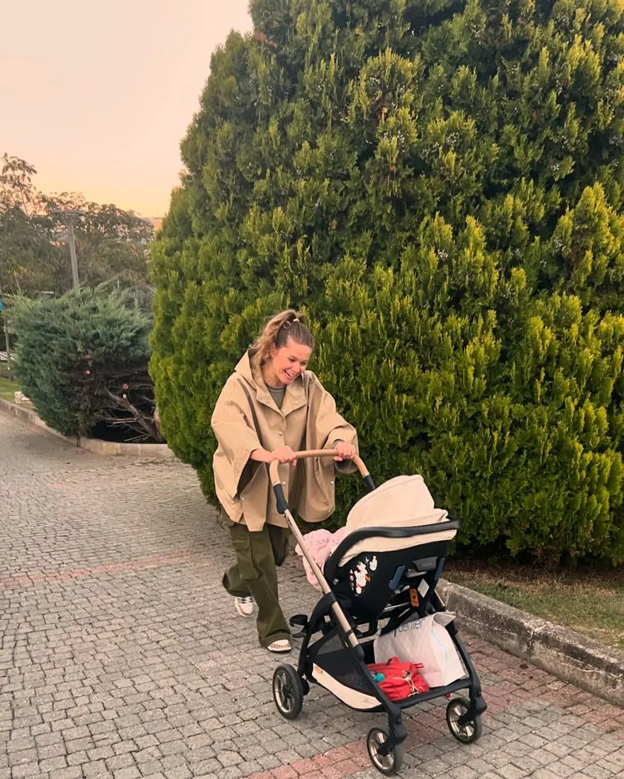 Burcu Biricik kızı Luna'nın son halini paylaştı 1 Burcu Biricik kızı Luna'nın son halini paylaştı 1