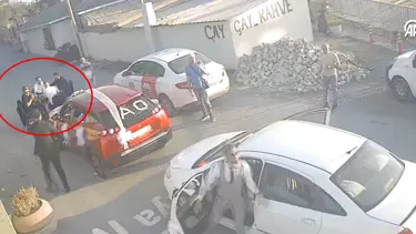 Düğün konvoyunun önü okey masasıyla kesildi
