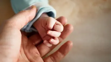 Babalık ve doğum izni artacak mı? Bakan Göktaş'tan açıklama