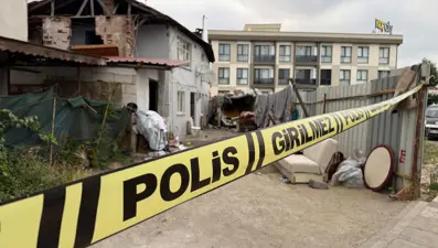 Bayram ziyareti kanlı bitti: Çocuklarının evinde eski eşini öldürdü