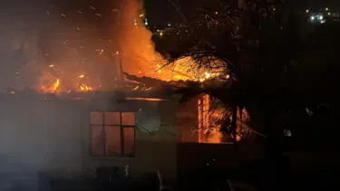 Kocaeli’de beş kişinin yaşadığı ev küle döndü