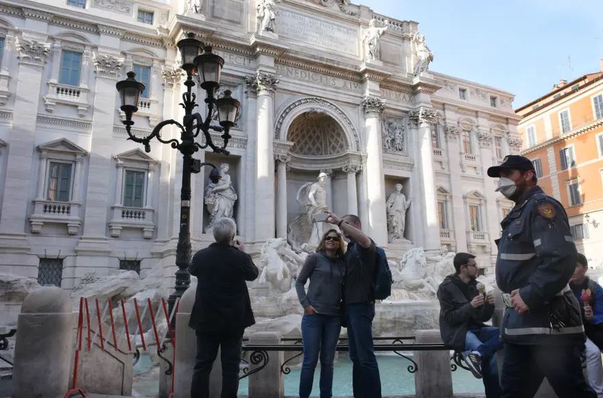 İtalya tarihinin en sessiz günlerini yaşıyor 2