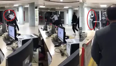 Acil serviste güvenlik görevlisi hasta yakınına kafa attı