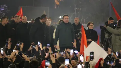 Kosova'da Başbakan Kurti seçim zaferini ilan etti