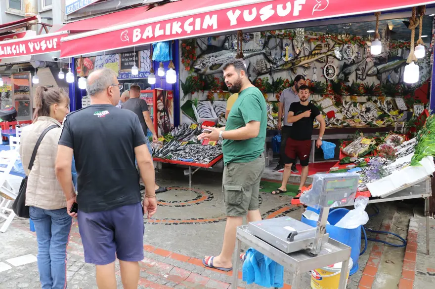Balık tezgahlarında hamsi bolluğu 3