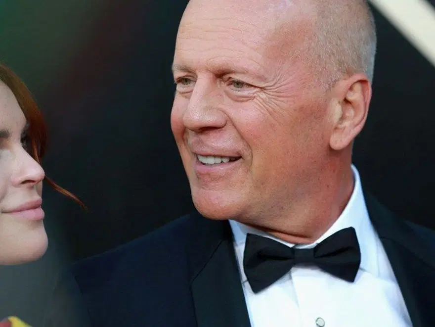 Bruce Willis aile fotoğrafında yer almadı 1