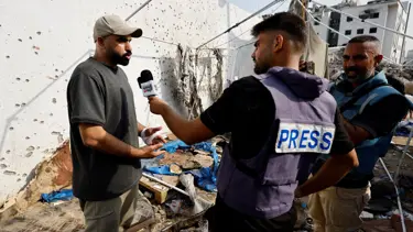 İsrail ordusu 50 gazeteciyi hapiste tutuyor