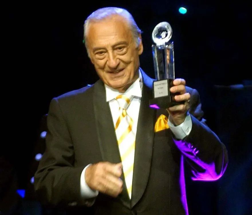 BİNİN ÜZERİNDE ÖDÜLÜN SAHİBİ 16