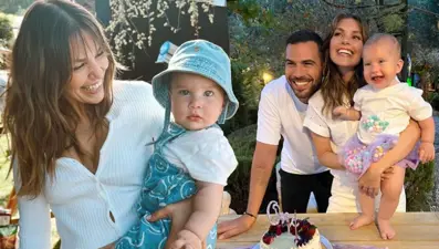 Aslı Enver ile kızı Elay'ın sahil keyfi