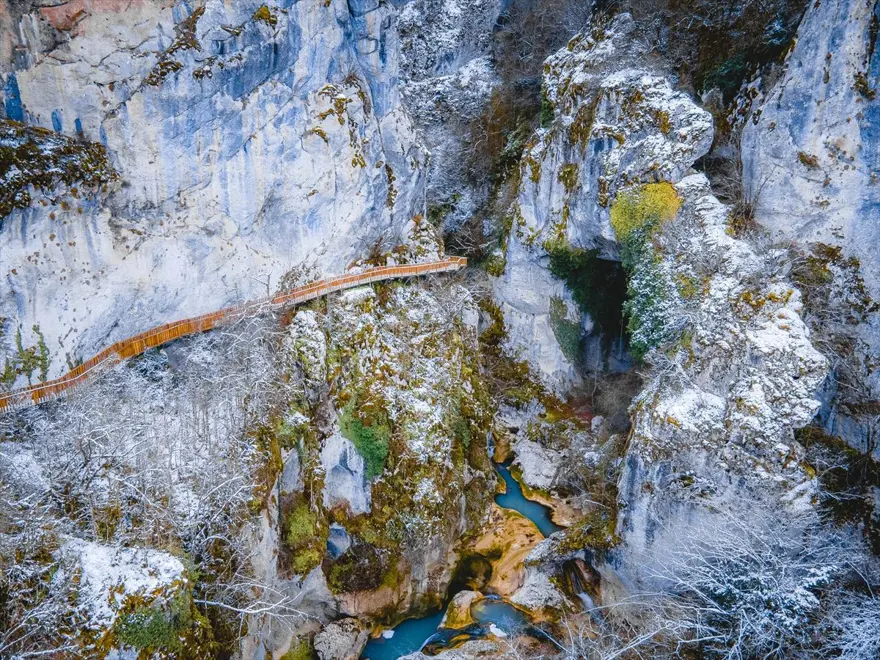 Kastamonu'da bir doğa harikası Horma Kanyonu! Kar altında doyumsuz manzaralar sunuyor 2 Kastamonu'da bir doğa harikası Horma Kanyonu! Kar altında doyumsuz manzaralar sunuyor 2