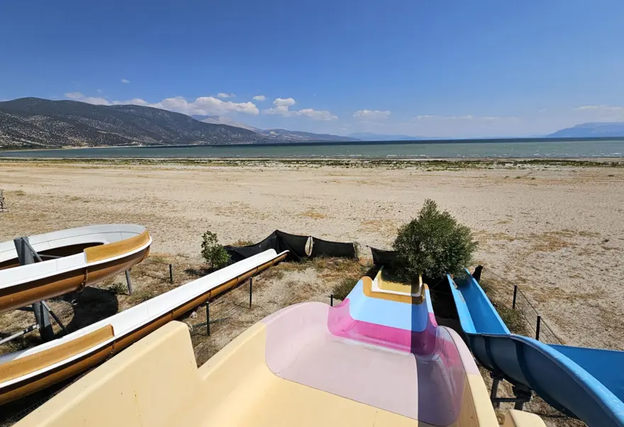 ÇÜRÜMEYE TERK EDİLMİŞ 7