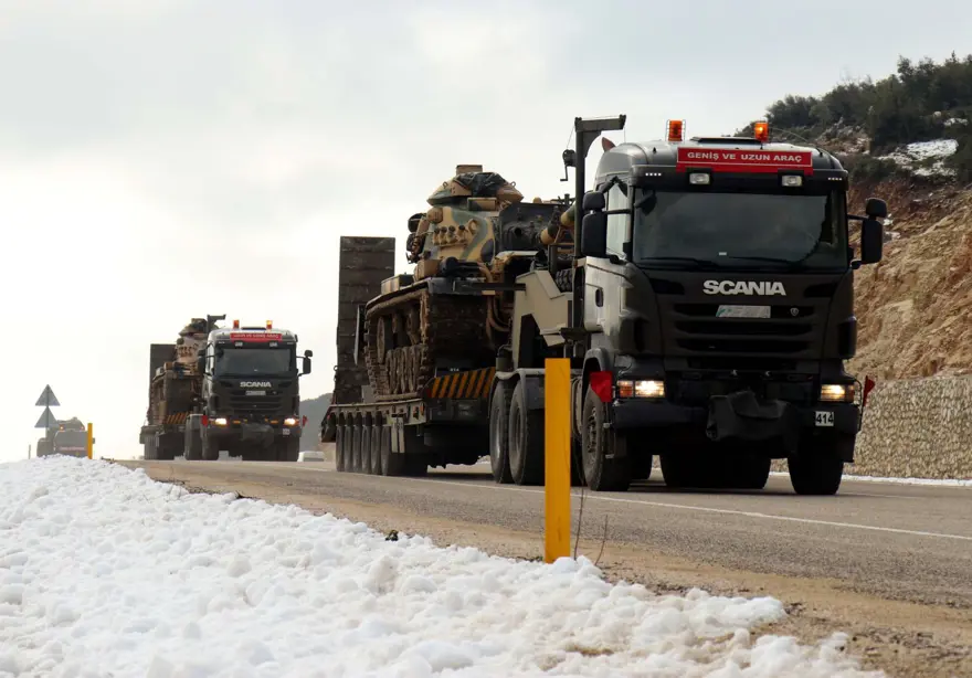 İdlib sınırına askeri sevkiyat 1