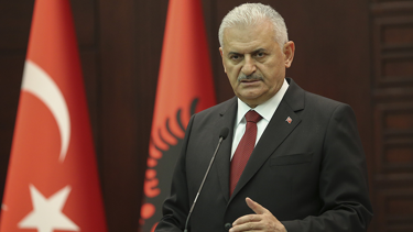 "Uzun namlulu silahlarla ateş açarak içeri girmişler"