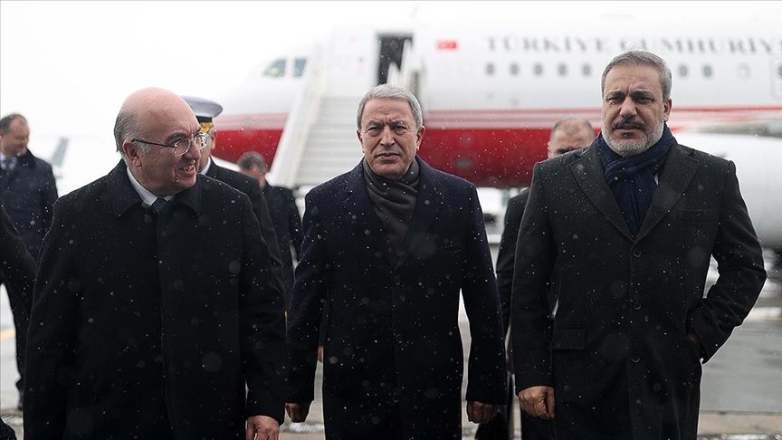 Şam ile 11 yıl sonra üst düzey temas: Bakan Akar, Suriyeli mevkidaşıyla Rusya'da görüştü