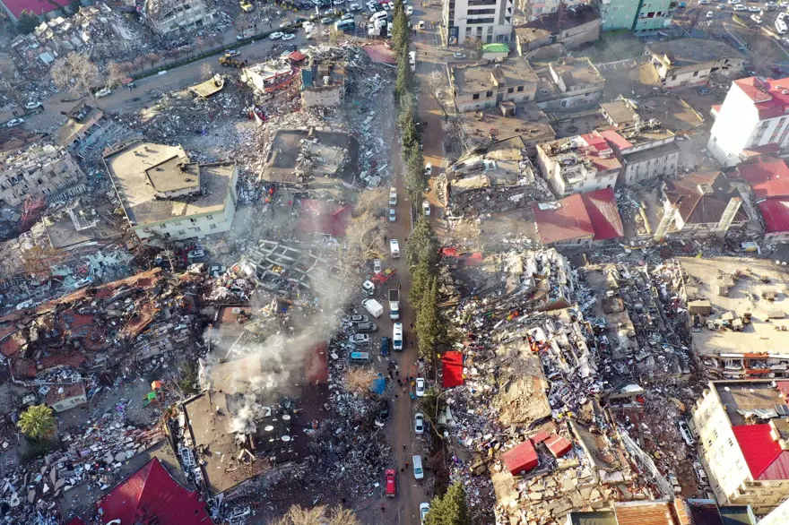 Kahramanmaraş'ta yıkımın boyutu havadan görüntülendi 12