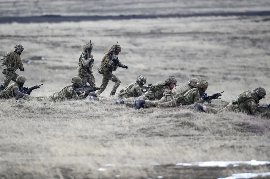 NATO'dan Rusya'ya gövde gösterisi: "İttifak topraklarının her karışı korunacak" 5
