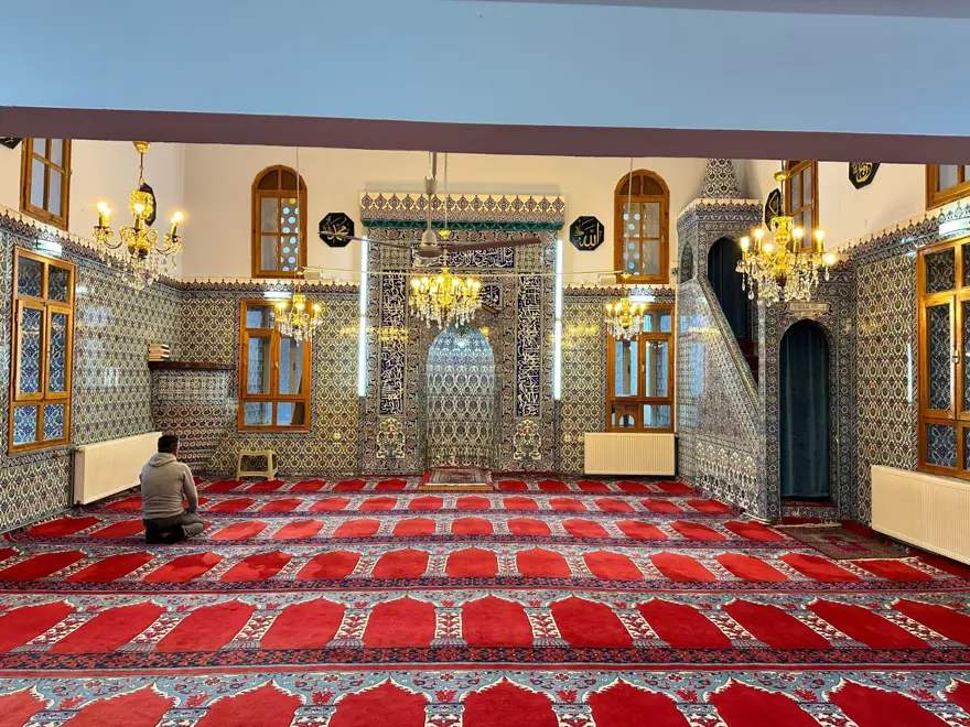 Evliyalar şehrinde onlarca cami ve mescit gazete ilanıyla satılmış! ''100 liraya giden bile var'' 