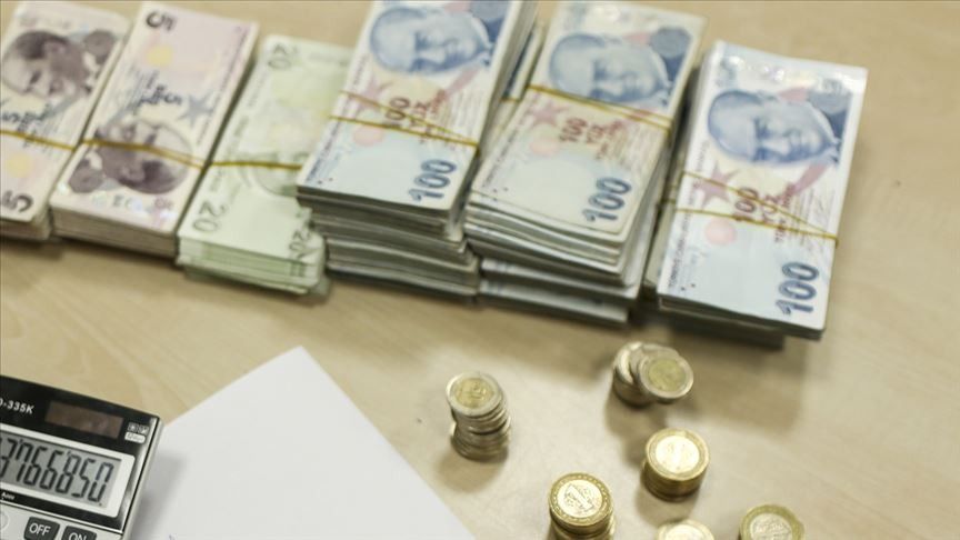 Ev hanımlarına emeklilik ne zaman geliyor? Bakan Işıkhan'dan açıklama