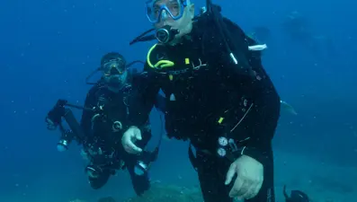 Bakan Ersoy, dünyanın en eski ticaret gemisi batığına dalış yaptı