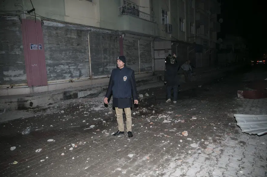 Reyhanlı ve Kilis'e roket mermileri atıldı 17
