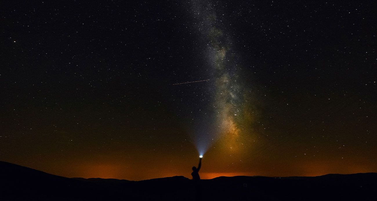 Perseid meteor yağmuru ne zaman, Türkiye'den nasıl izlenir? 2025 Meteor yağmuru saat kaçta görülür?