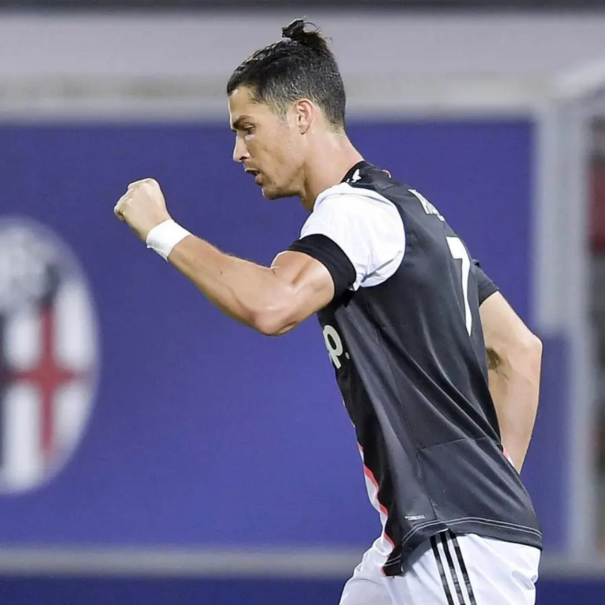 Ronaldo'nun tatil keyfi (19 milyonluk lüks yat) 3