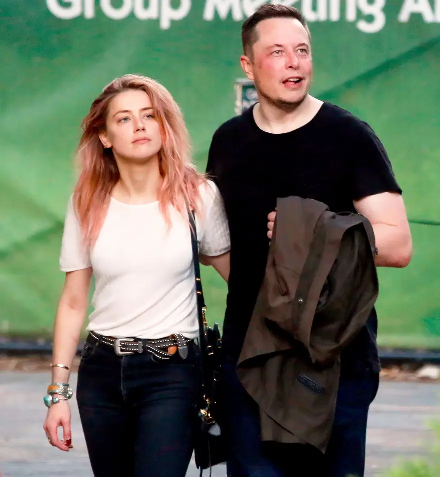 Amber Heard tarafından terk edilen Elon Musk, ayrılık sonrası ilk kez konuştu Amber Heard tarafından terk edilen Elon Musk, ayrılık sonrası ilk kez konuştu