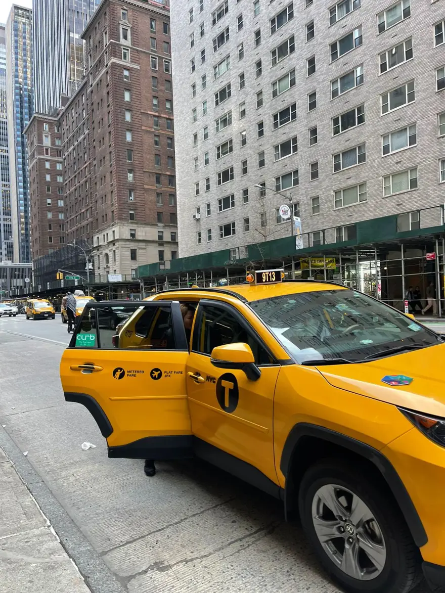 ABD'ye kaçan Eylem Tok ve oğlu New York'ta görüntülendi 3