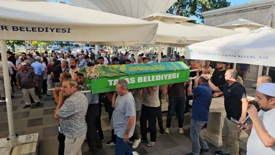 ANNELERİ SANMIŞLAR 2