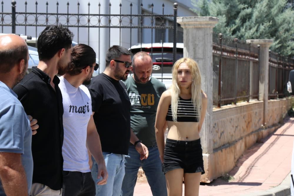 Üç arkadaşın klima kavgası vahşete dönüştü: Boğazı kesilmiş halde bulundu