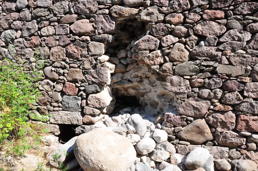 Define hayaliyle taş köprüyü tahrip ettiler 9