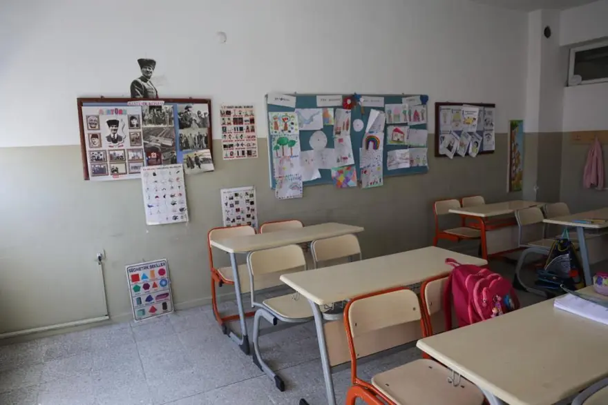 HEIMLICH MANEVRASIYLA KURTARMAYA ÇALIŞTILAR 1