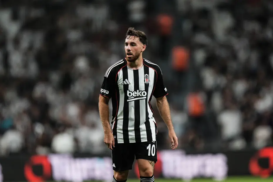 Tepkilerin hedefindeki Orkun Kökçü sessizliğini bozdu