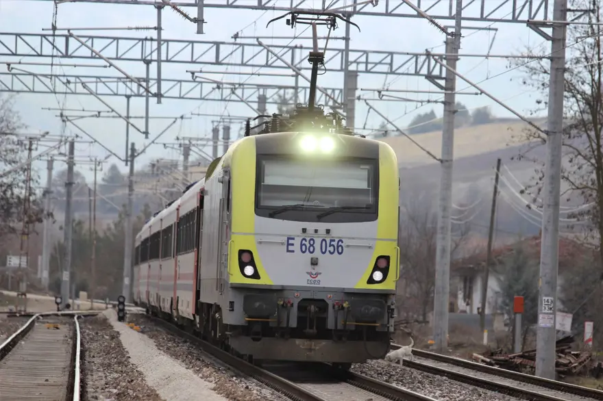 Bu şehirden tren geçiyor ama kimse bilmiyor 10