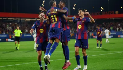 UEFA'dan futbol tarihine geçecek karar