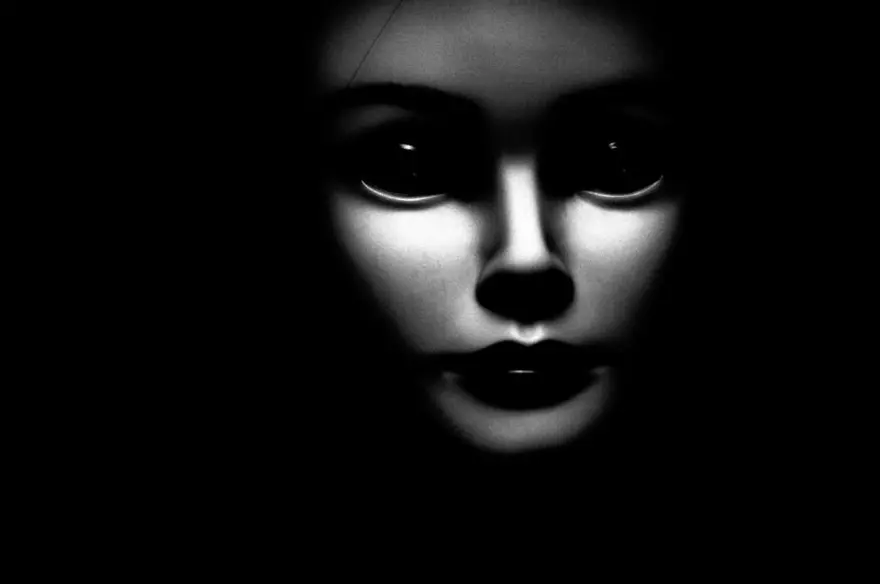 İngiltere'de 42 yıl sonra 'kara gözlü kız' yeniden ortaya çıktı iddiası 5