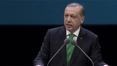 Erdoğan: Eski Türkiye artıklarının oyunlarıyla da uğraşıyoruz