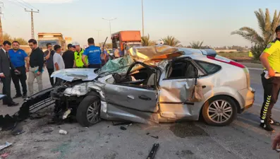 Adana'da feci kaza: İki infaz koruma memuru hayatını kaybetti