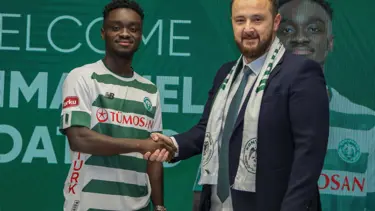 Konyaspor Emmanuel Boateng ile 2.5 yıllık sözleşme imzaladı